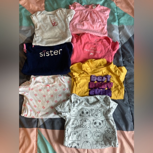 Girls 18 months clothes! - Picture 1 of 5